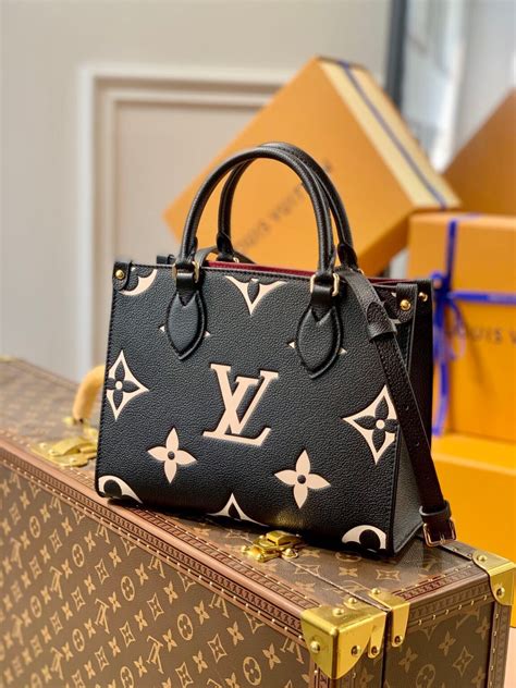 louis vuitton small black purse|louis vuitton bag black original.